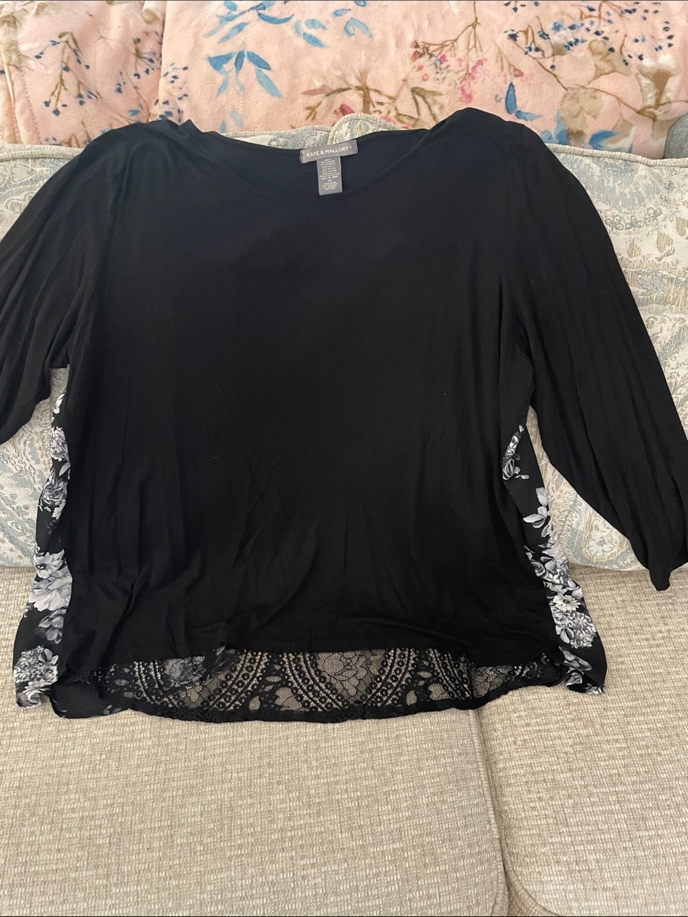 Kate & Mallory Black Long-Sleeve Top with White Floral Panels 3x